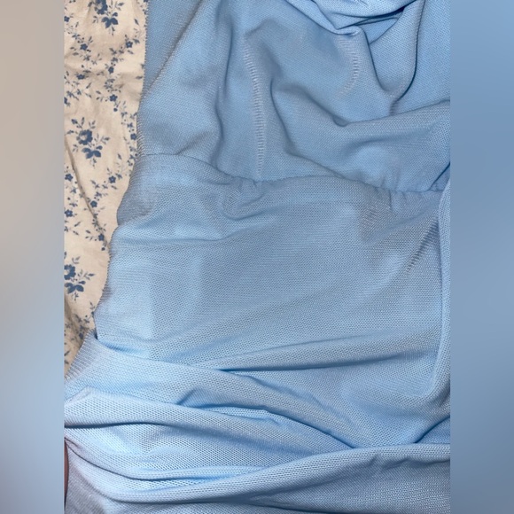 Hello Molly homecoming/prom mini halter dress - Picture 5 of 6